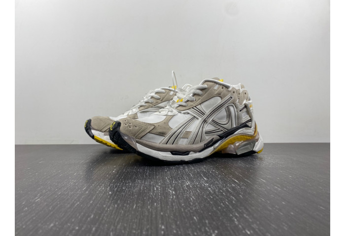 SNEAKER RUNNER 30
