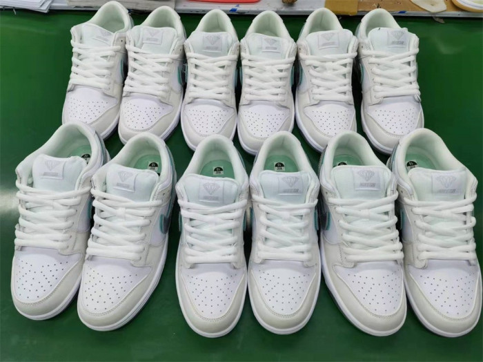 diamond S*pply co. x dunk low pro sb 