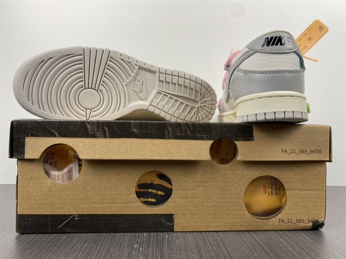 o-w x dunk low 