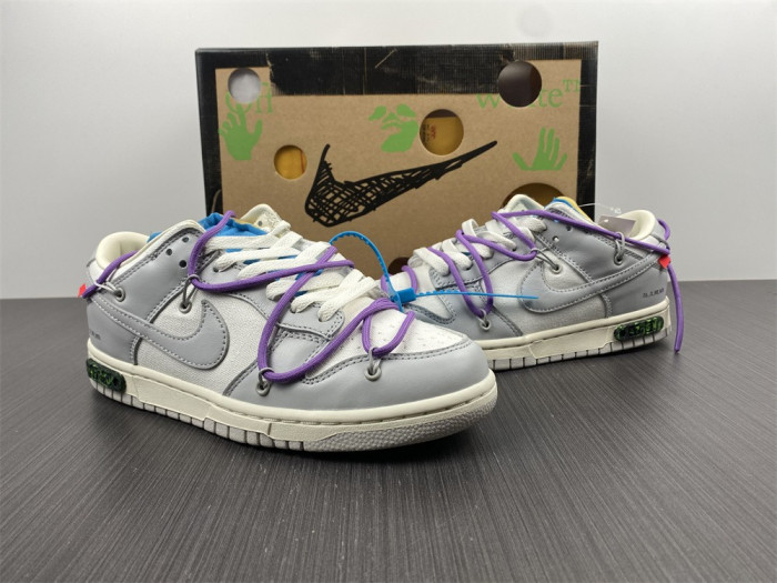 o-w x dunk low 