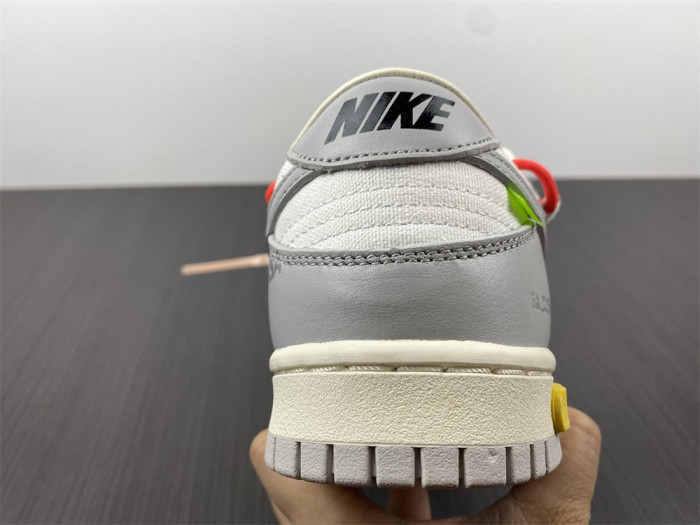 o-w x dunk low “06 of 50” dm1602-110