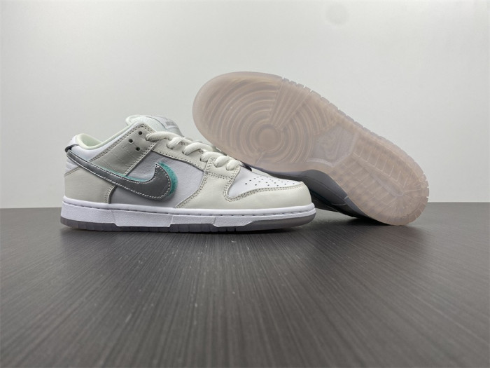 diamond S*pply co. x dunk low pro sb 