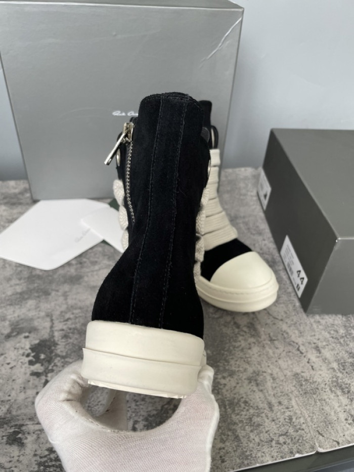 Rick Owen R000081