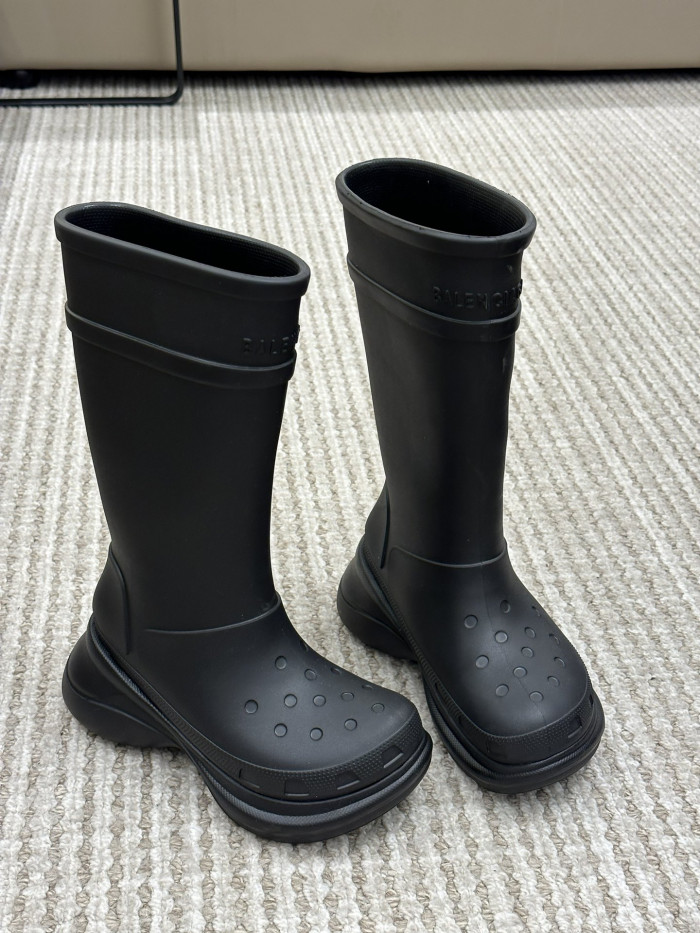 Ba*len*cia*ga boot -01
