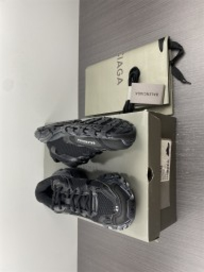 sneaker -b002