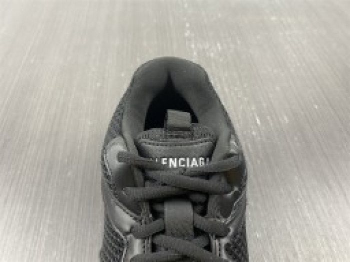 sneaker -b002