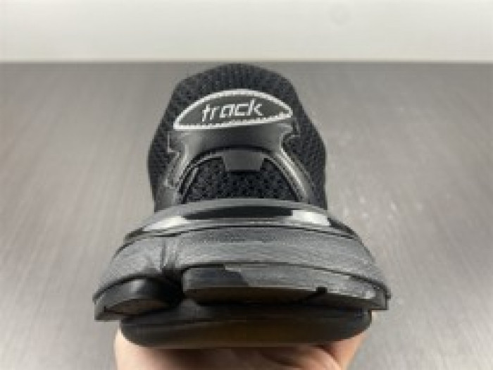 sneaker -b002