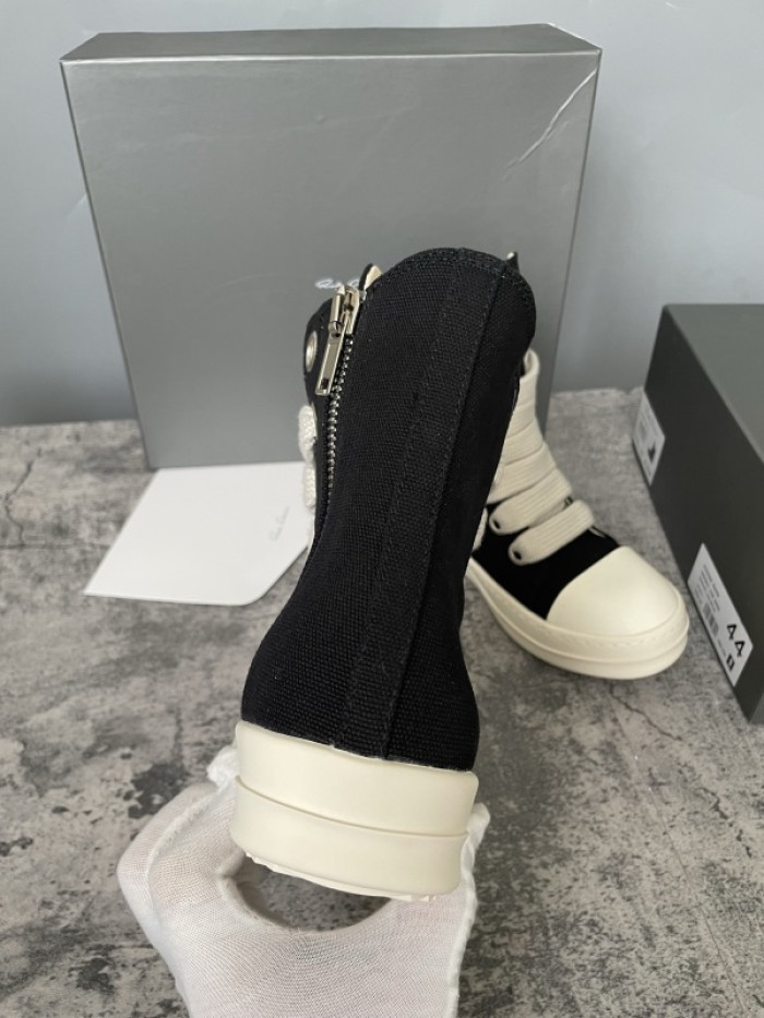 Rick Owen R000095