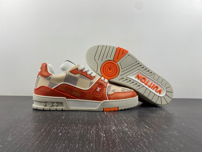 lv snekaers 83