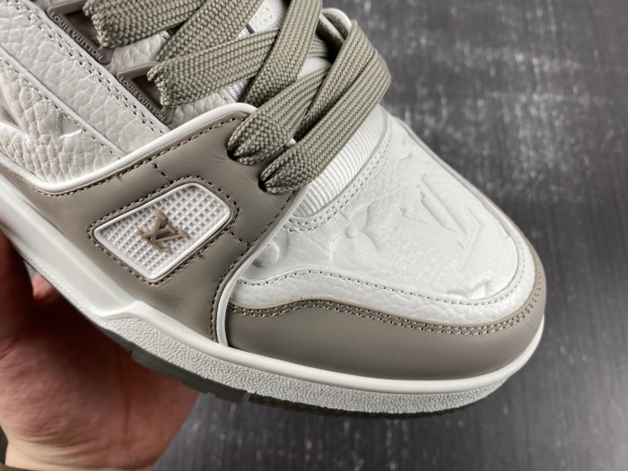 lv snekaers 90