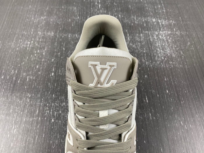 lv snekaers 90