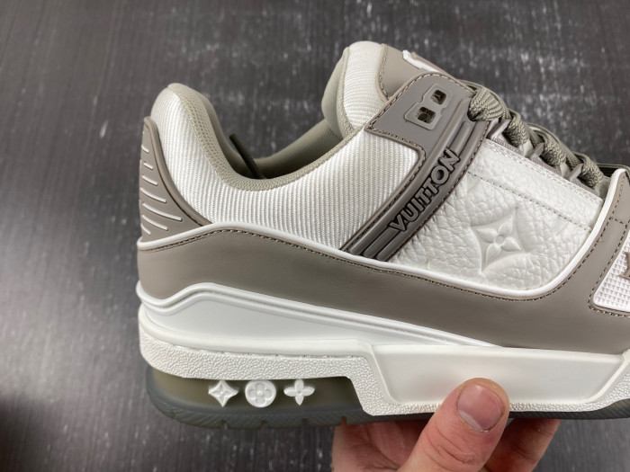 lv snekaers 90
