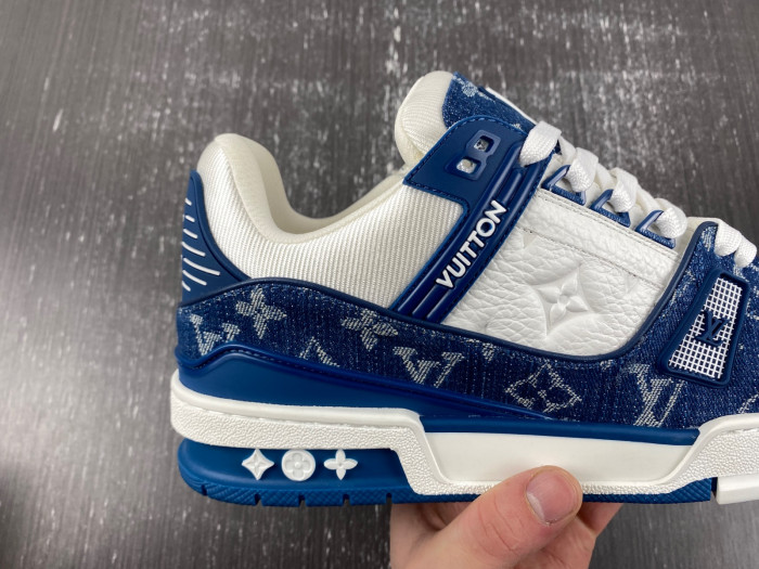 lv snekaers 89