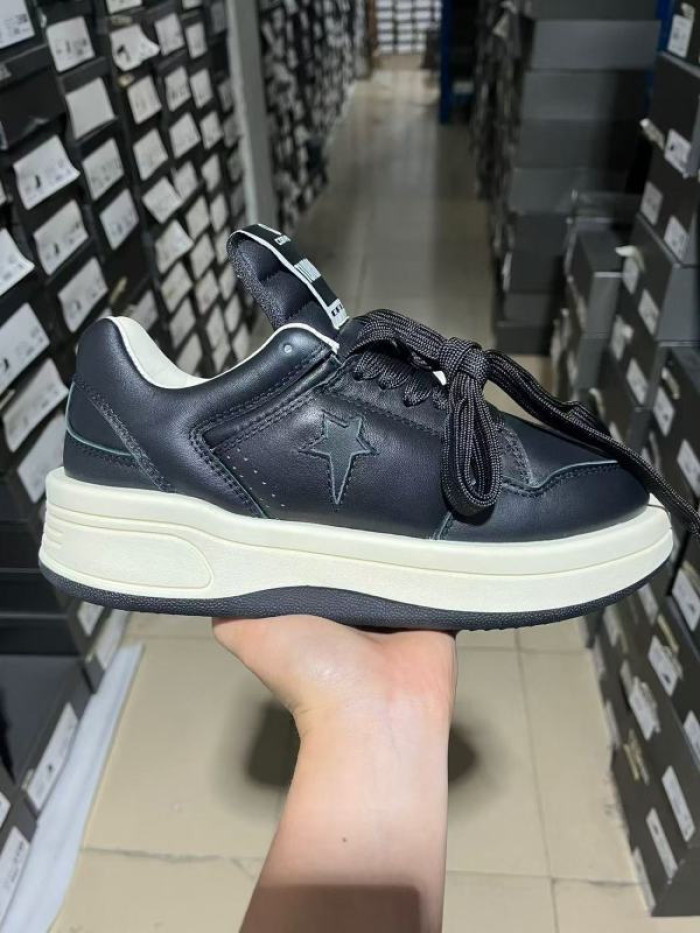 Rick Owen R000079