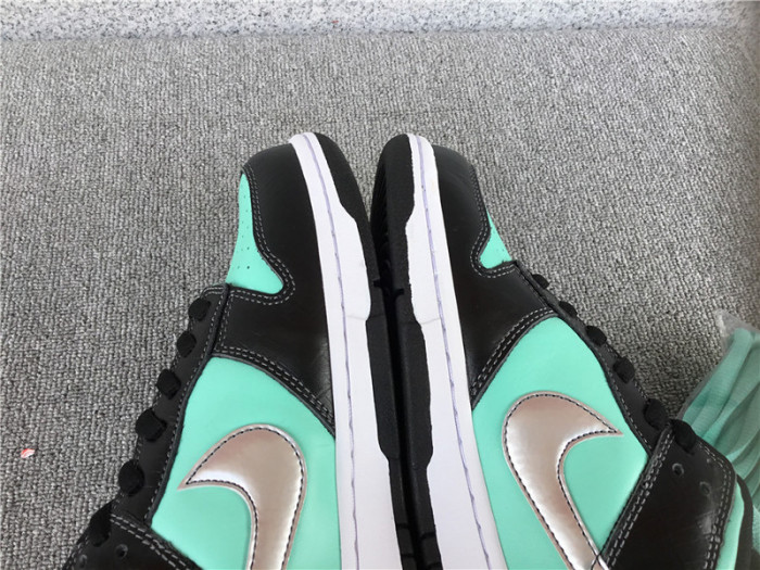 nike dunk sb low diamond S*pply 304292-402