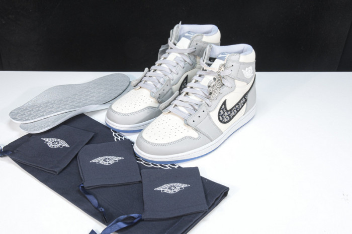 air jordan 1 high cn8007-002