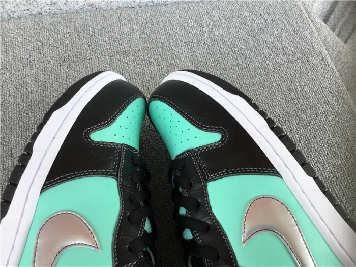 nike dunk sb low diamond S*pply 304292-402