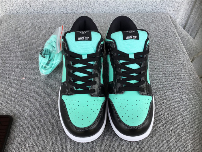 nike dunk sb low diamond S*pply 304292-402
