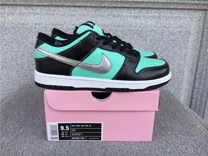 nike dunk sb low diamond S*pply 304292-402