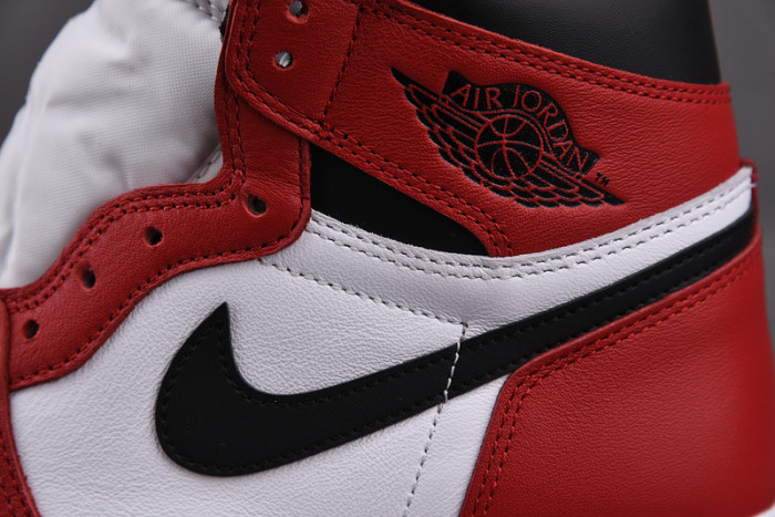 air jordan 1 retro high og chicago red 555088-101