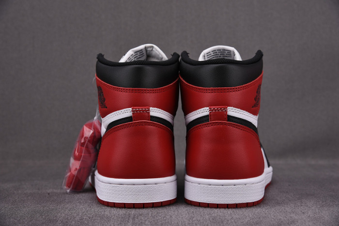 air jordan 1 high og “black toe” white/ black-varsity red 555088-125