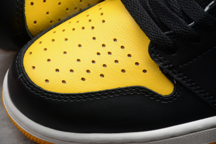 air jordan 1 yellow toe ar1020-700