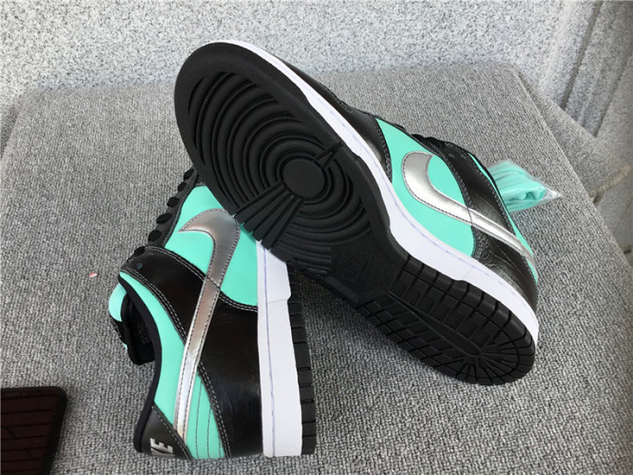 nike dunk sb low diamond S*pply 304292-402