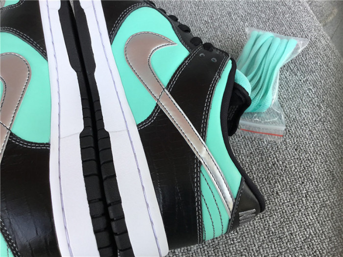 nike dunk sb low diamond S*pply 304292-402
