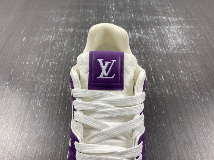 lv snekaers 107