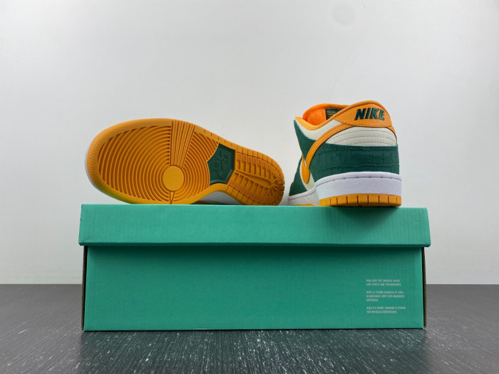 nike sb dunk low legion pine kumquat-304292-383