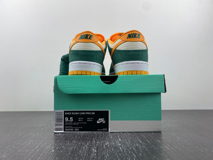 nike sb dunk low legion pine kumquat-304292-383