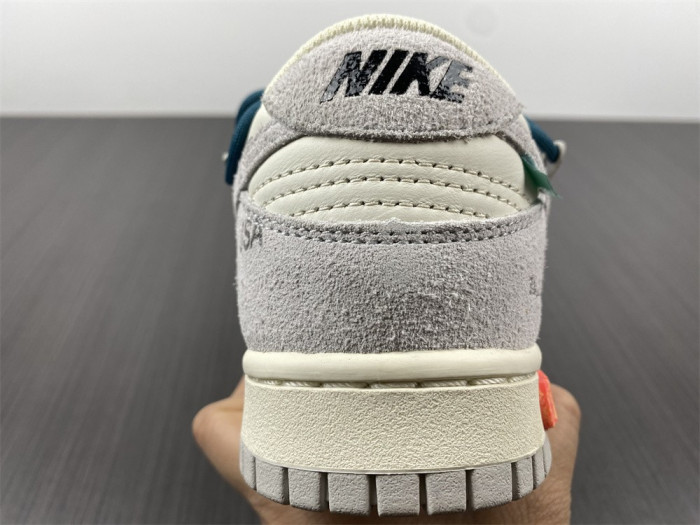 o-w x dunk low “16 of 50” dj0950-111