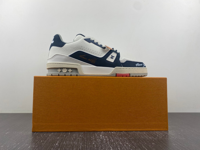 lv snekaers 81