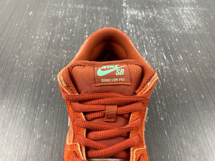 nike sb dunk low mystic red rosewood-dv5429-601