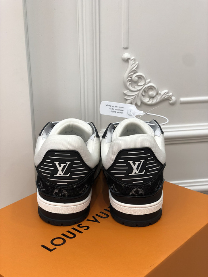 l&v snekaers 54