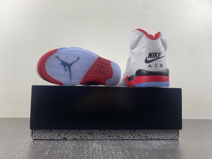 jordan 5 retro fire red black tongue -136027-120