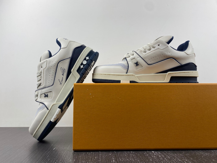 lv snekaers 93