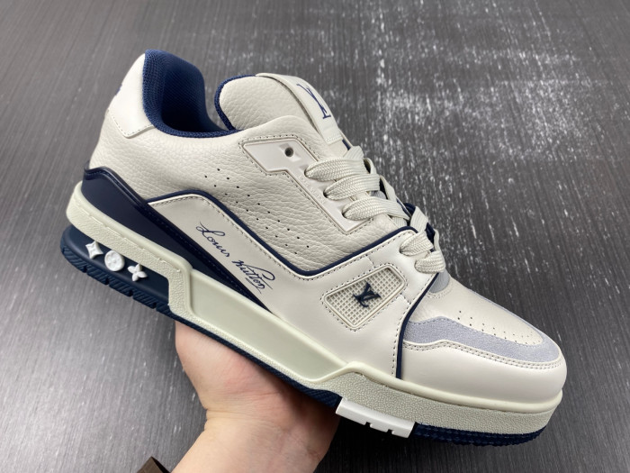 lv snekaers 93