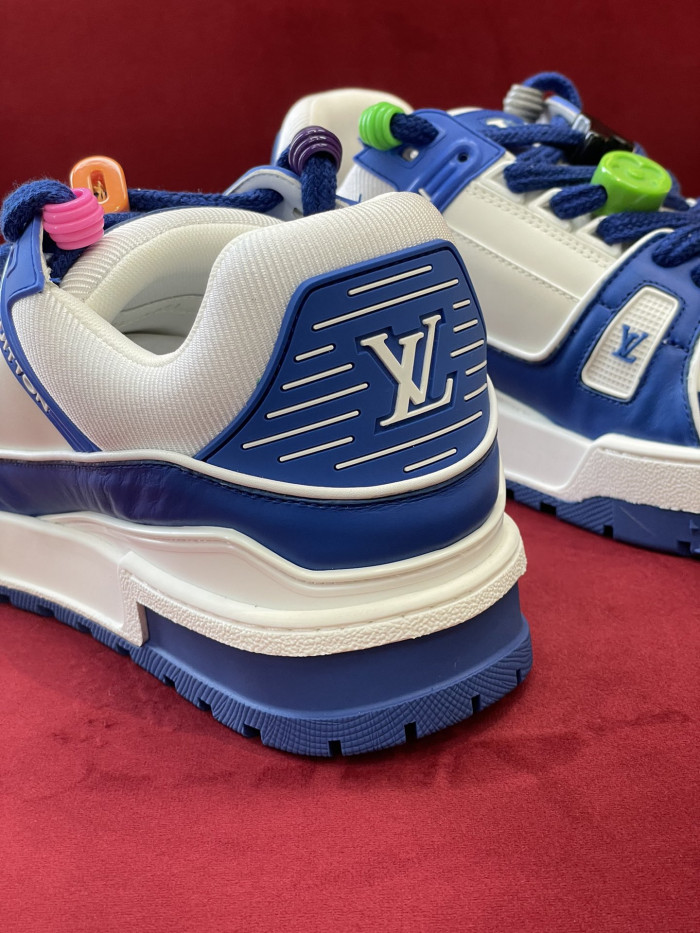 l&v snekaers 63