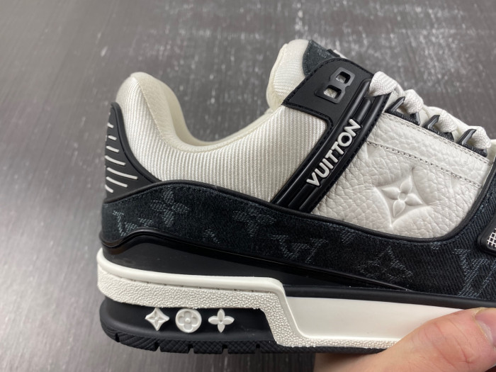 lv snekaers 88