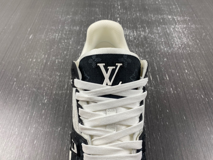 lv snekaers 88