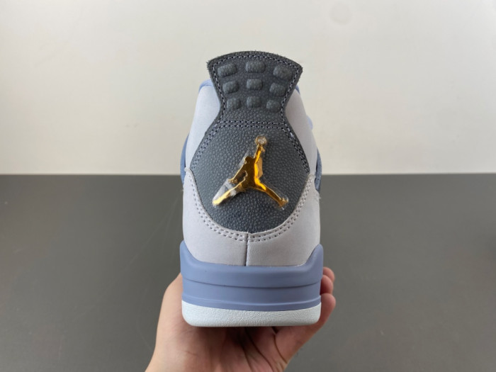 Jordan 4 UNC Tar Heels PE -HV9204-407