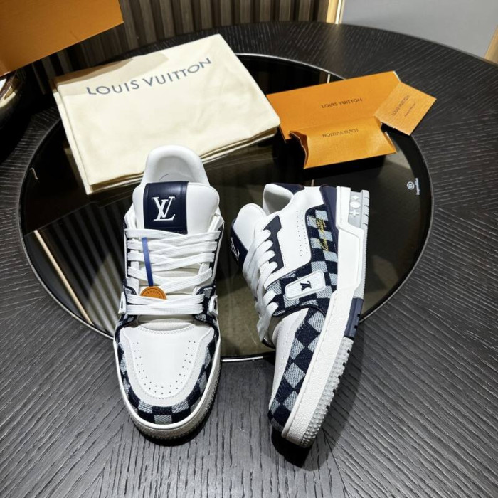LV snekaers 213