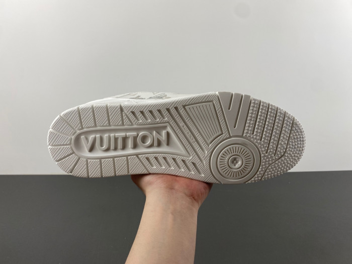 lv snekaers 111