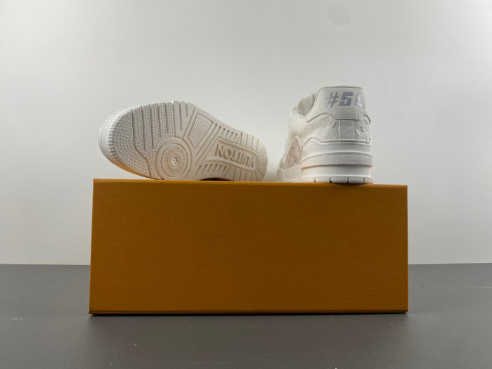 lv snekaers 111