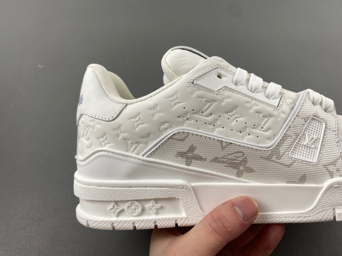 lv snekaers 111