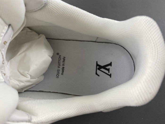 lv snekaers 111