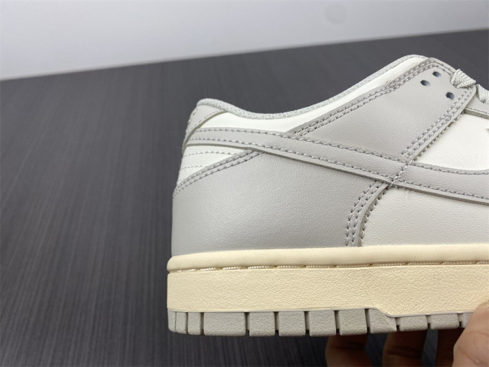 nike dunk low sail light bone -dd1503-107