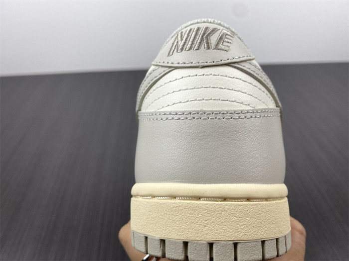 nike dunk low sail light bone -dd1503-107