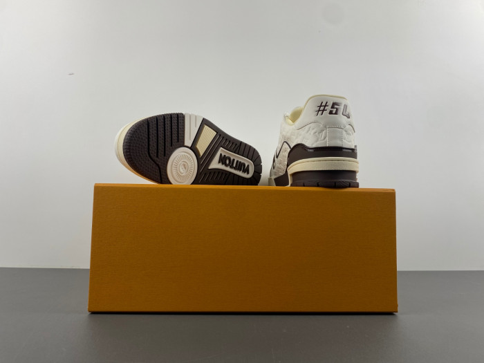 lv snekaers 110